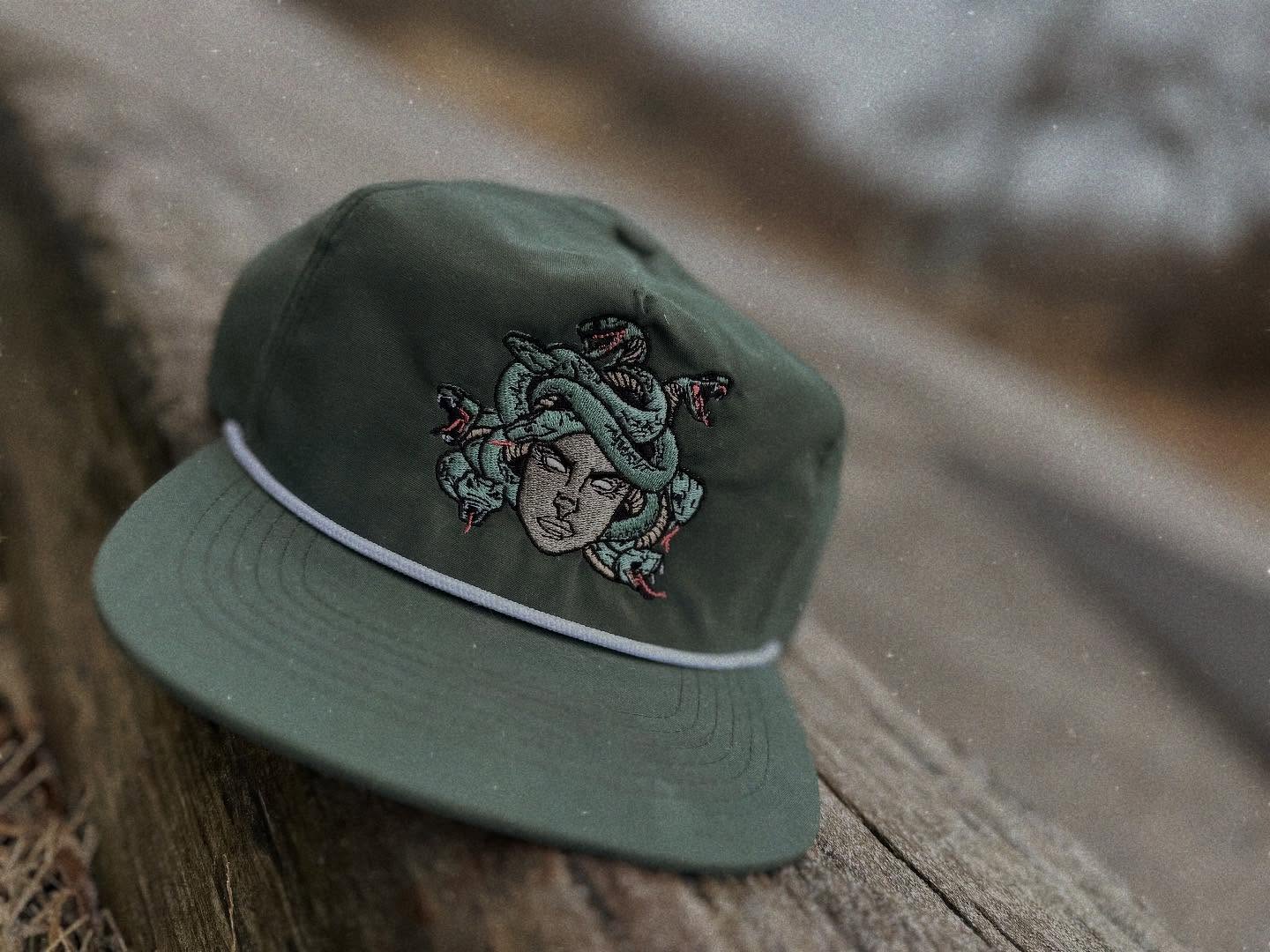 Medusa's Embrace *Glow in the Dark* - Rope Hat
